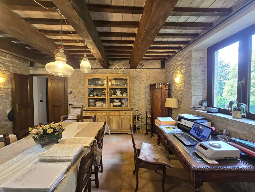 Immagine 37 di Rustico / casale in vendita  in Strada Ponte Resina - Monte Acutello 1 a Perugia