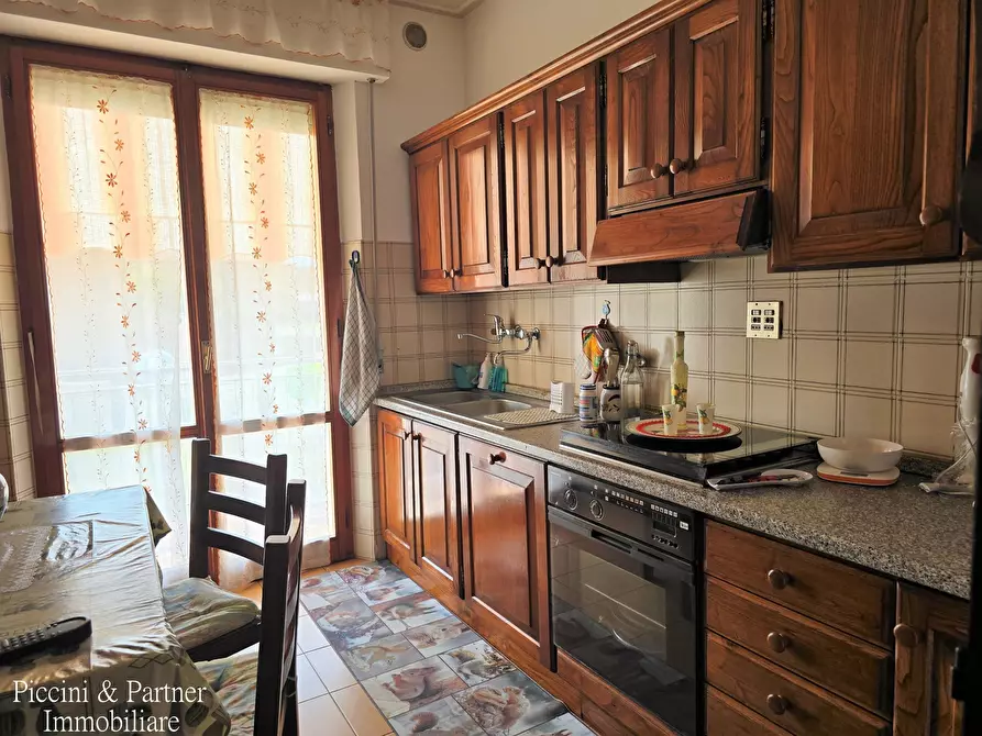 Immagine 16 di Pentalocale in vendita  in Via Italia a Torrita Di Siena