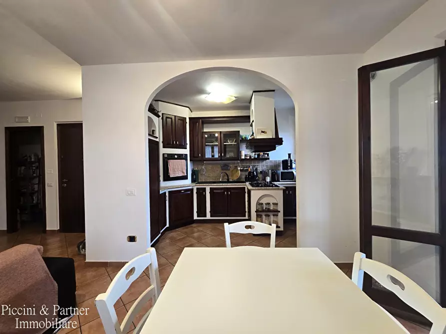 Immagine 11 di Pentalocale in vendita  in Via di Pretola a Paciano