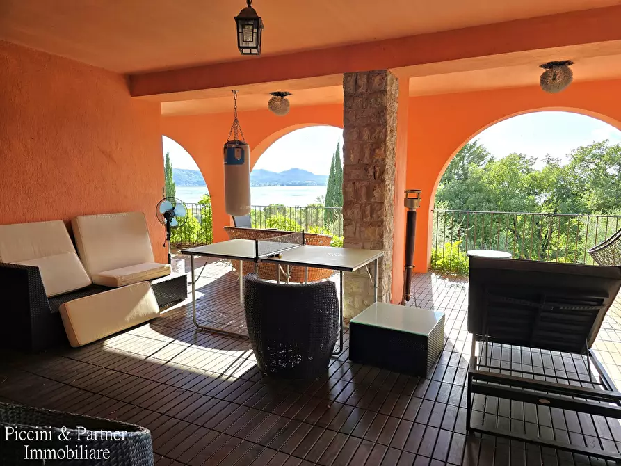 Immagine 54 di Villa in vendita  in Via dei Romani a Magione