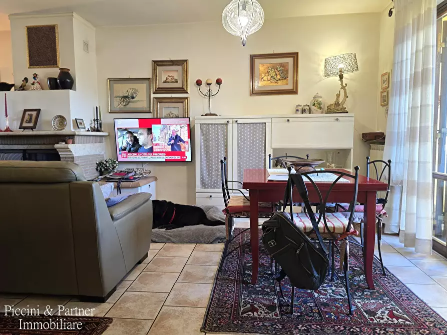 Immagine 14 di Villetta a schiera in vendita  in Via Macedonio Melloni a Spoleto