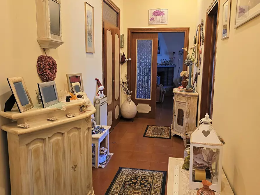 Immagine 50 di Pentalocale in vendita  a Tuoro Sul Trasimeno