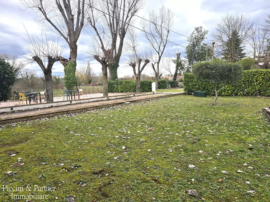 Immagine 5 di Albergo/B&B/Residence in vendita  in Via Chiesa Tonda a Trevi