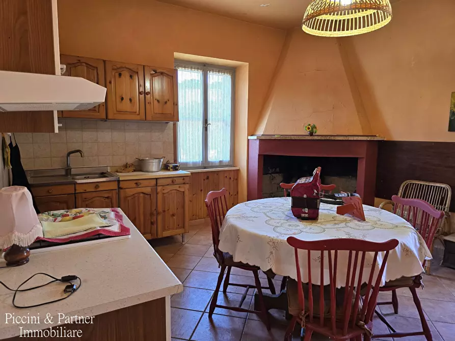 Immagine 9 di Rustico / casale in vendita  in Frazione Paradiso a Assisi
