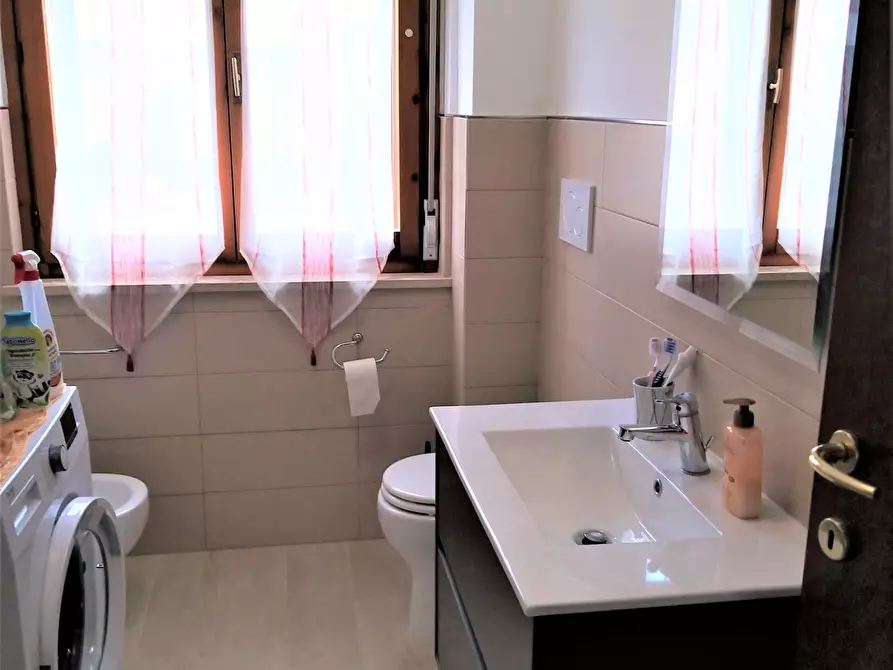 Immagine 12 di Villetta a schiera in vendita  in Via Casina Nova 20 a Paciano