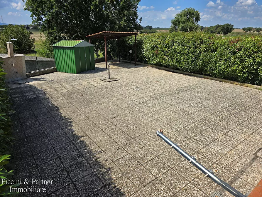 Immagine 18 di Casa bifamiliare in vendita  in Via Panicarola 17 a Castiglione Del Lago