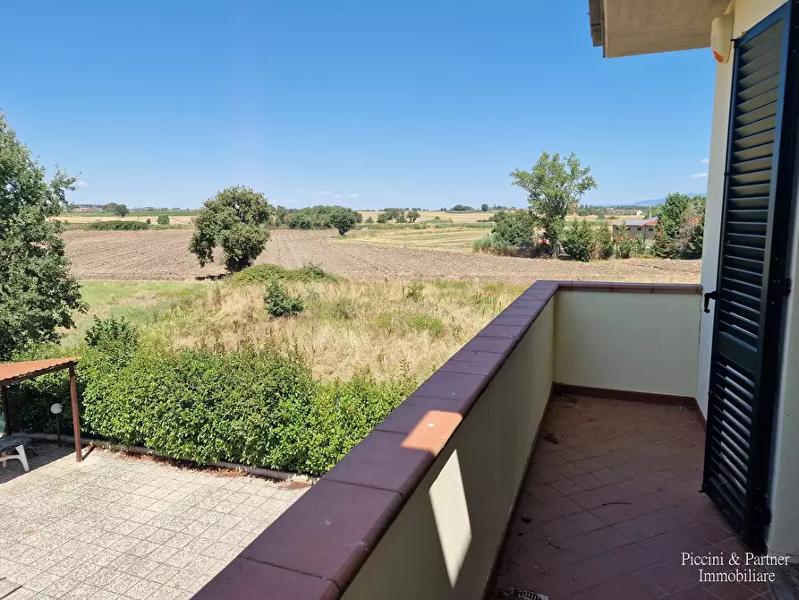 Immagine 34 di Casa bifamiliare in vendita  in Via Trasimeno a Castiglione Del Lago