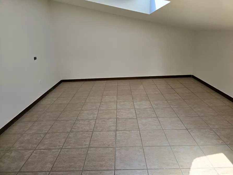 Immagine 43 di Quadrilocale in vendita  in Strada del Giglio a Perugia