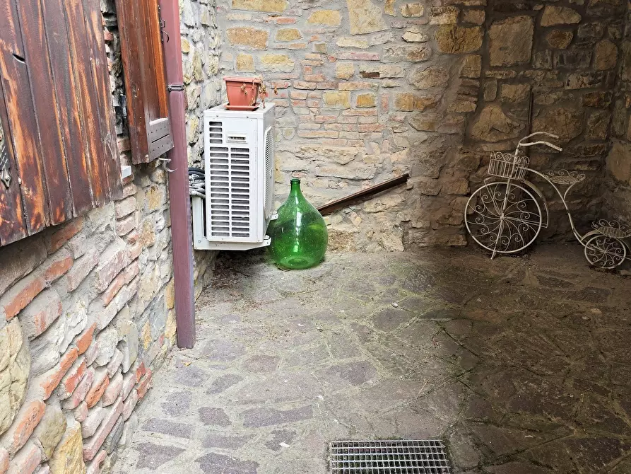 Immagine 3 di Porzione di casa in vendita  in Località Poggetto a Castiglione Del Lago