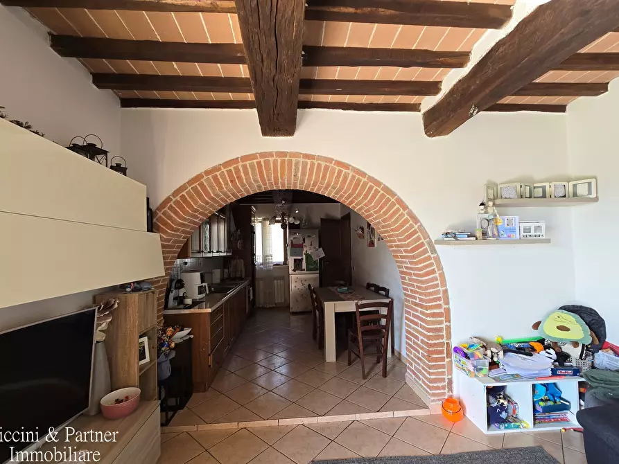 Immagine 10 di Terratetto in vendita  in Via Napoli a Castiglione Del Lago