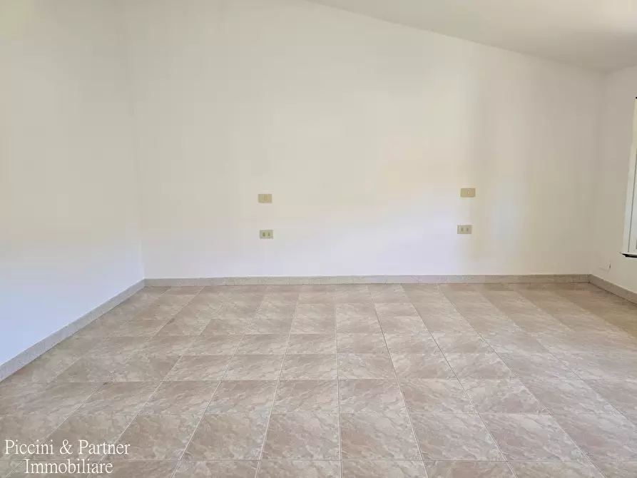 Immagine 16 di Appartamento in vendita  in Via della Sapienza a Magione