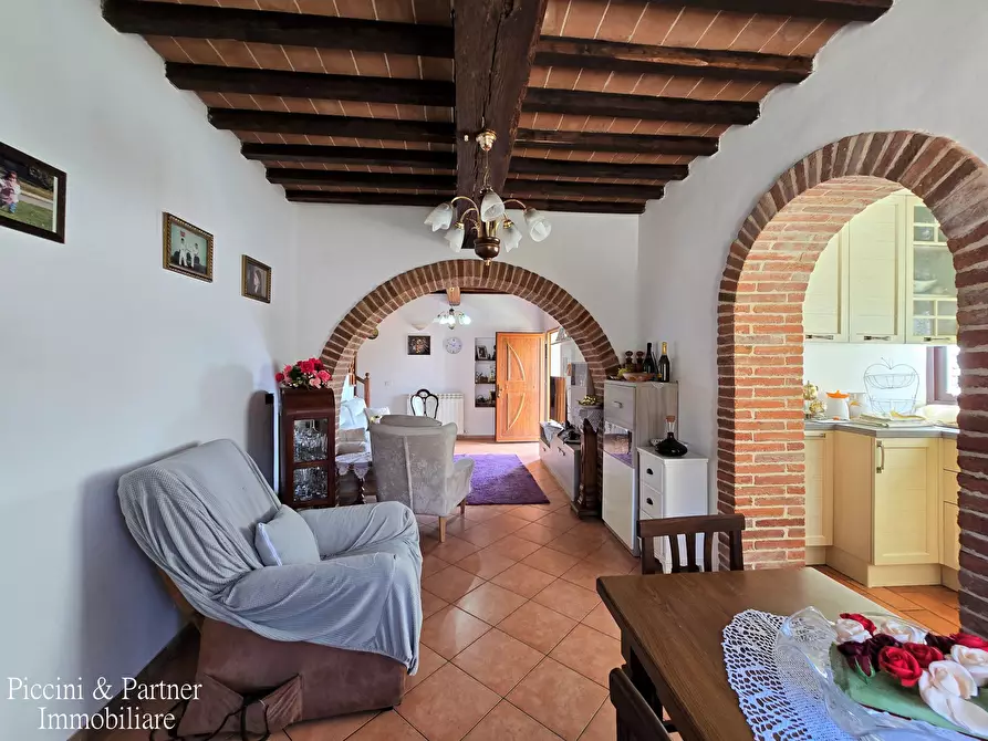 Immagine 40 di Terratetto in vendita  in Via Napoli a Castiglione Del Lago