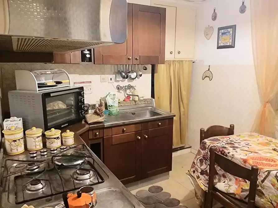 Immagine 6 di Quadrilocale in vendita  in Via dei Priori 68 a Perugia