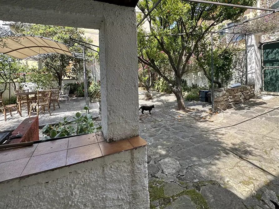 Immagine 7 di Rustico / casale in vendita  in via Garibaldi a Diano San Pietro