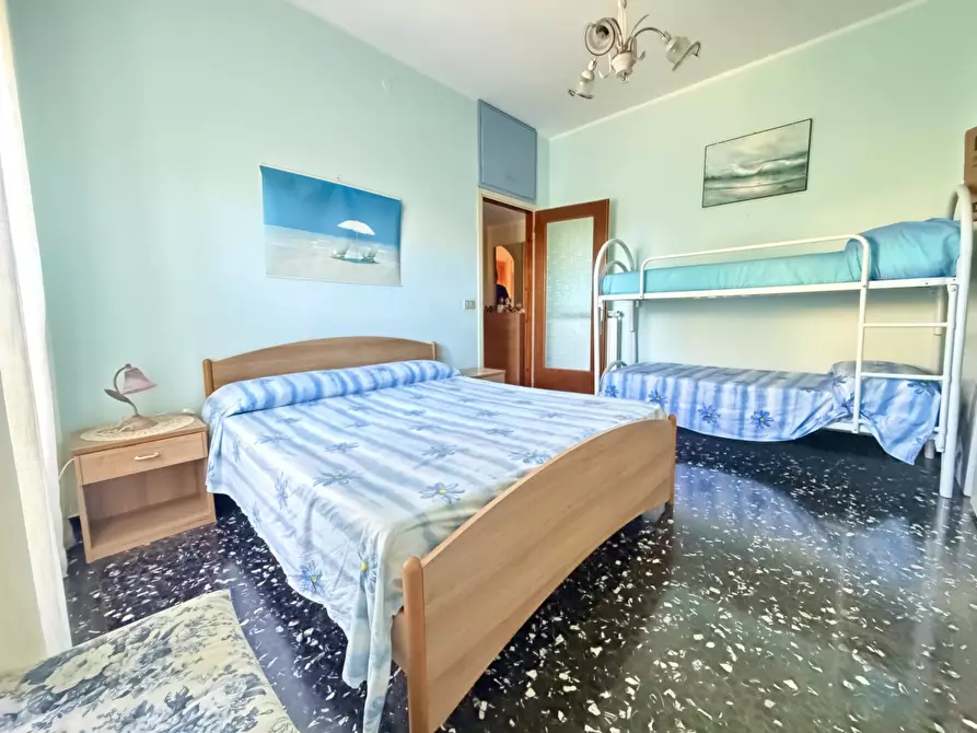 Immagine 11 di Bilocale in vendita  in Via Paolo Borsellino 9 a Diano Castello