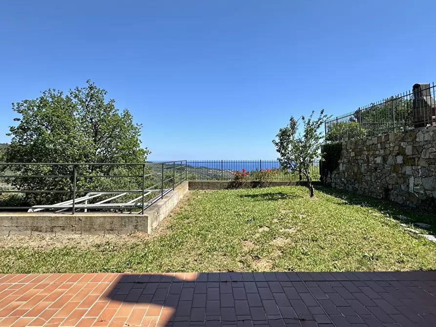 Immagine 5 di Trilocale in vendita  in Borgata Ascheri 15 a Diano Arentino