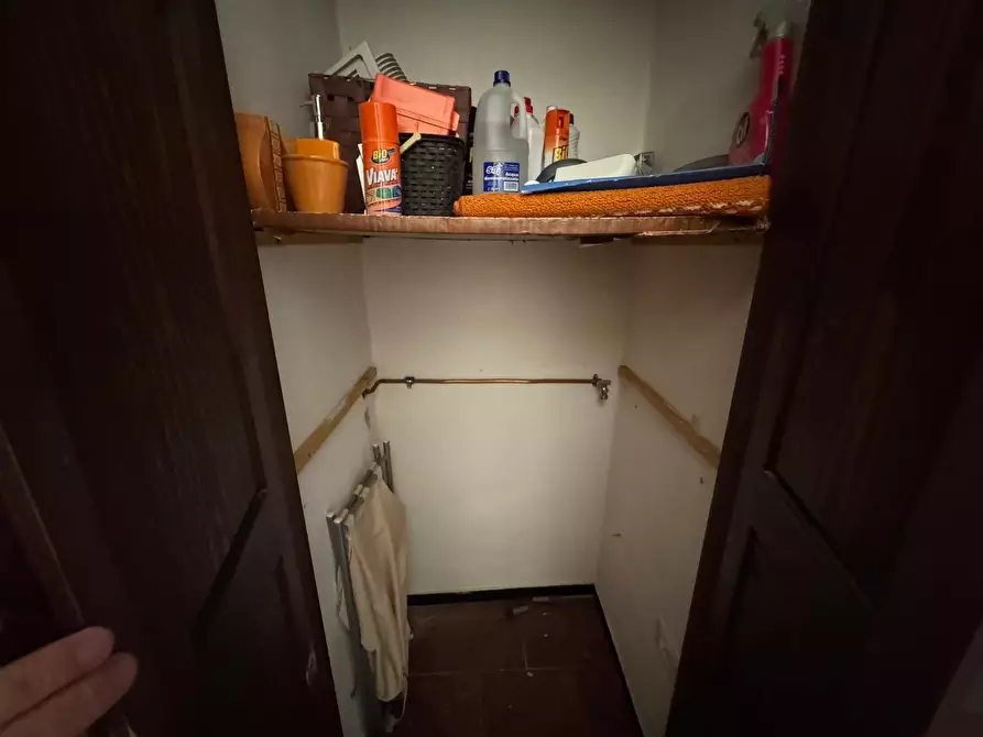 Immagine 28 di Bilocale in vendita  in Via Armando Diaz 2 a Imperia