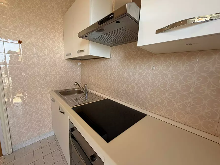 Immagine 9 di Bilocale in vendita  in Via Lamarmora 186 a San Remo