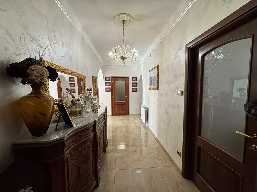 Immagine 6 di Quadrilocale in vendita  in Corso Cavallotti 209 a San Remo