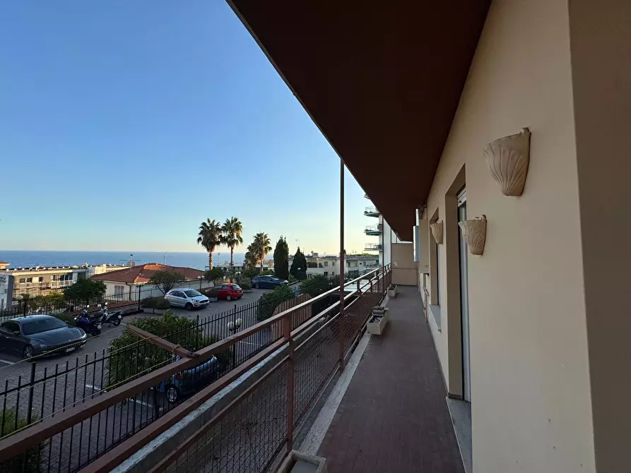 Immagine 17 di Trilocale in vendita  in Via Padre Semeria 101 a San Remo