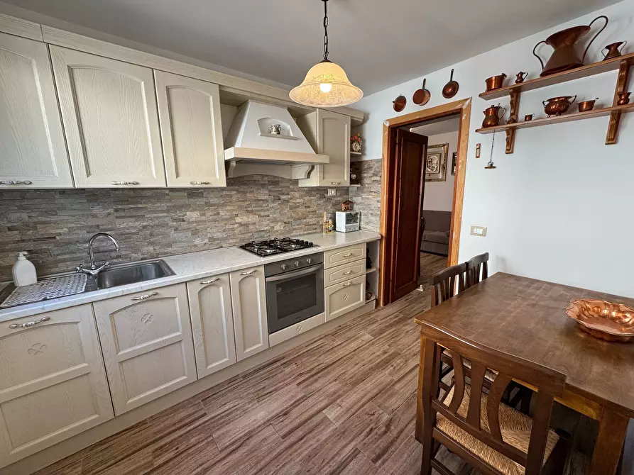 Immagine 9 di Quadrilocale in vendita  in Via Duca degli Abruzzi 182 a San Remo