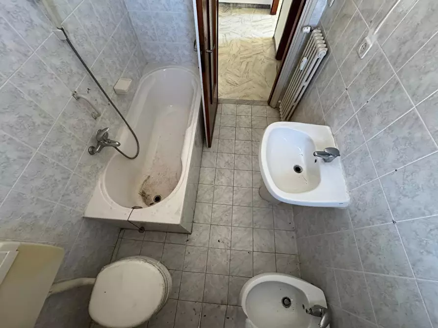 Immagine 10 di Trilocale in vendita  in Via Galileo Galilei 639 a San Remo