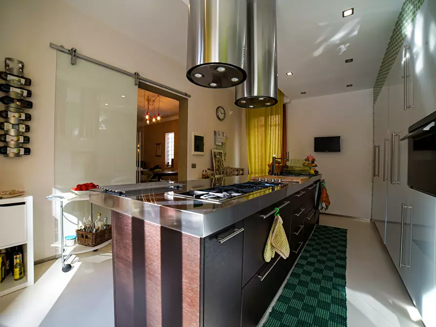 Immagine 18 di Villa in vendita  in Corso Giuseppe Mazzini 173 a San Remo