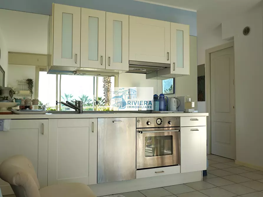 Immagine 49 di Bilocale in vendita  in Via Gianni Cozzi 1 a Santo Stefano Al Mare