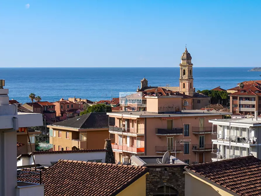 Immagine 31 di Bilocale in vendita  in Via Aurelia Ponente 102 Bis a Santo Stefano Al Mare