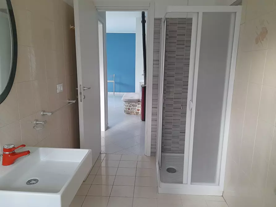 Immagine 10 di Trilocale in vendita  in Strada Statale 16 Adriatica 99 a Fossacesia