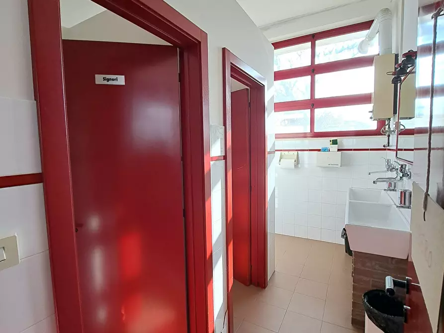 Immagine 9 di Attività artigianale in affitto  in SS538 a Orsogna