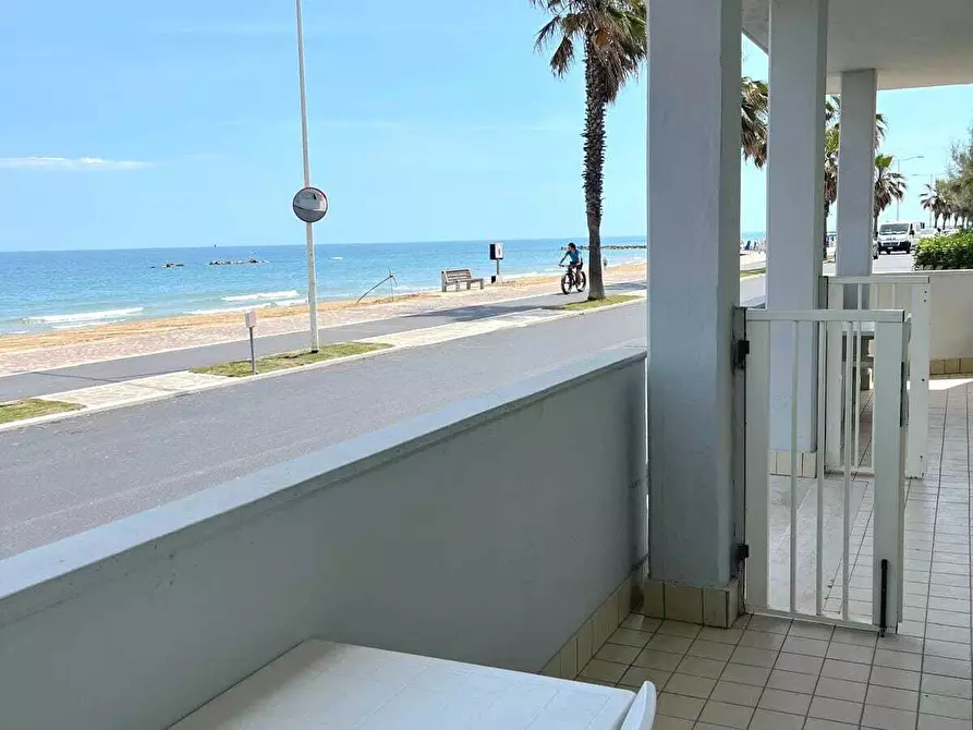 Immagine 2 di Trilocale in vendita  in Via Bachelet 322 a Casalbordino