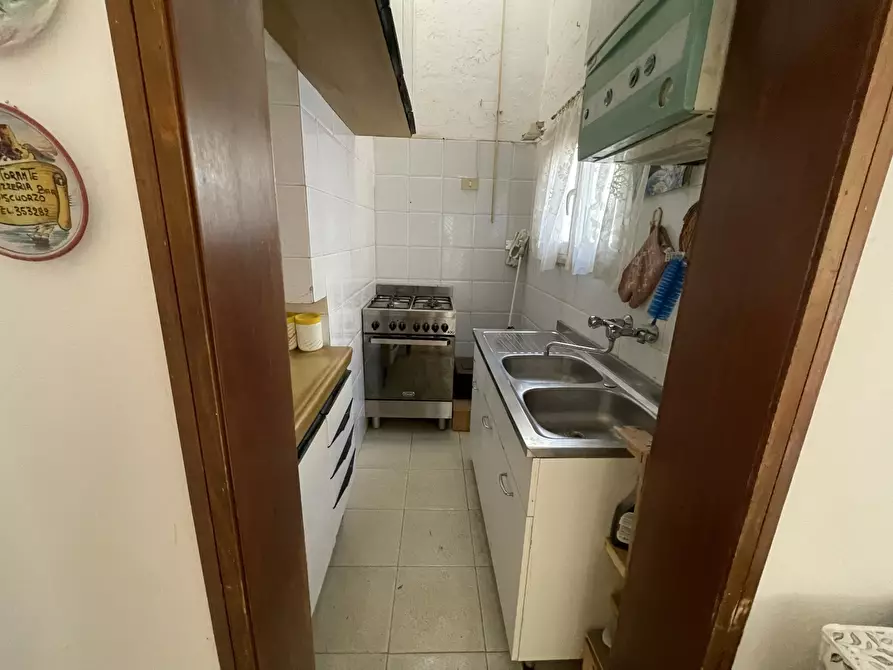 Immagine 4 di Appartamento in vendita  in Via Alessandro Manzoni a Cecina