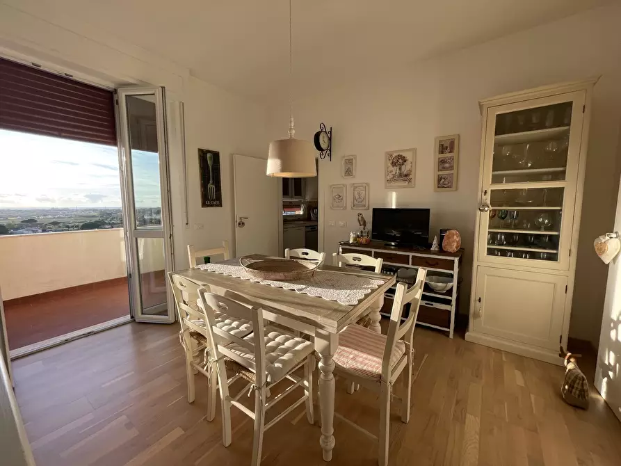 Immagine 1 di Attico in vendita  in Via Aurelia a Cecina