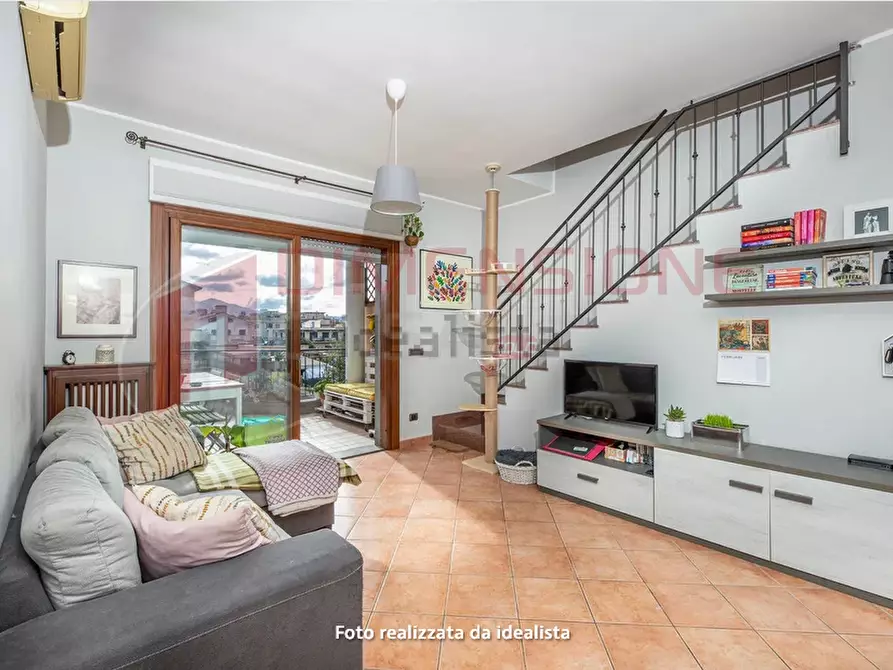 Immagine 6 di Quadrilocale in vendita  in Via delle due torri a Roma