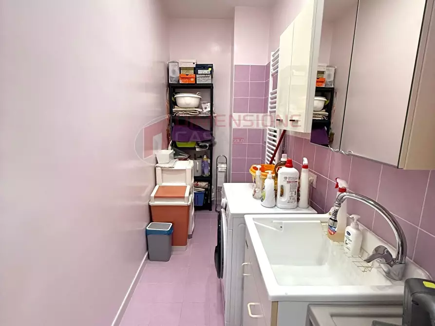 Immagine 23 di Quadrilocale in vendita  in Via Massa di San GiulianoVia di Massa San Giuliano a Roma