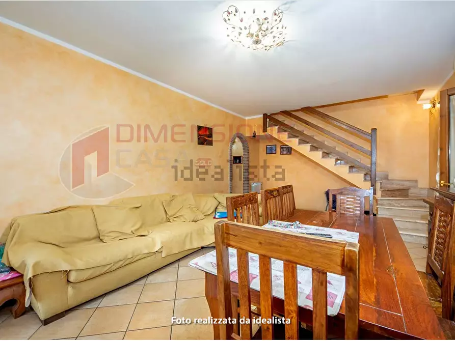 Immagine 5 di Casa trifamiliare in vendita  in VIA DEL FOSSO DELL'OSA 399 a Roma