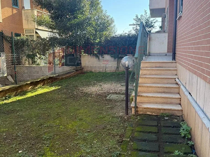 Immagine 8 di Trilocale in vendita  in VIA DEL FOSSO DELL'OSA a Roma