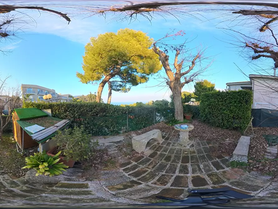 Immagine 180 di Casa indipendente in vendita  in Via Giacomo Matteotti 10 a Numana