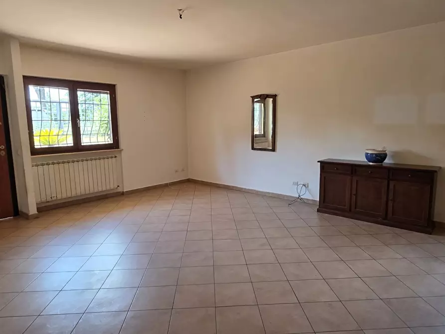 Immagine 32 di Casa trifamiliare in vendita  in Via Flaminia 38 a Morlupo