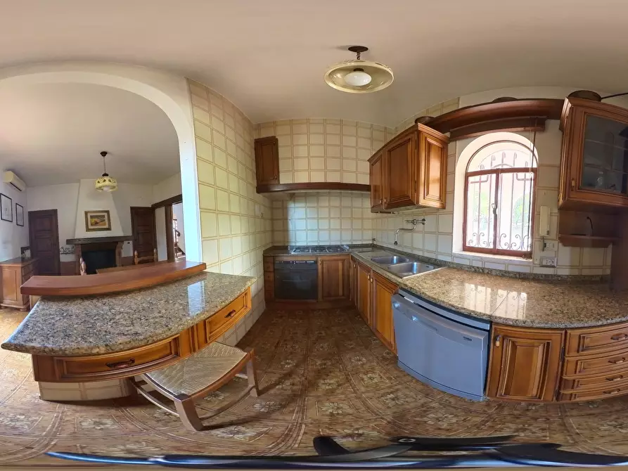 Immagine 75 di Villa in vendita  in Via Aldo Moro 11 a Castelnuovo Di Porto