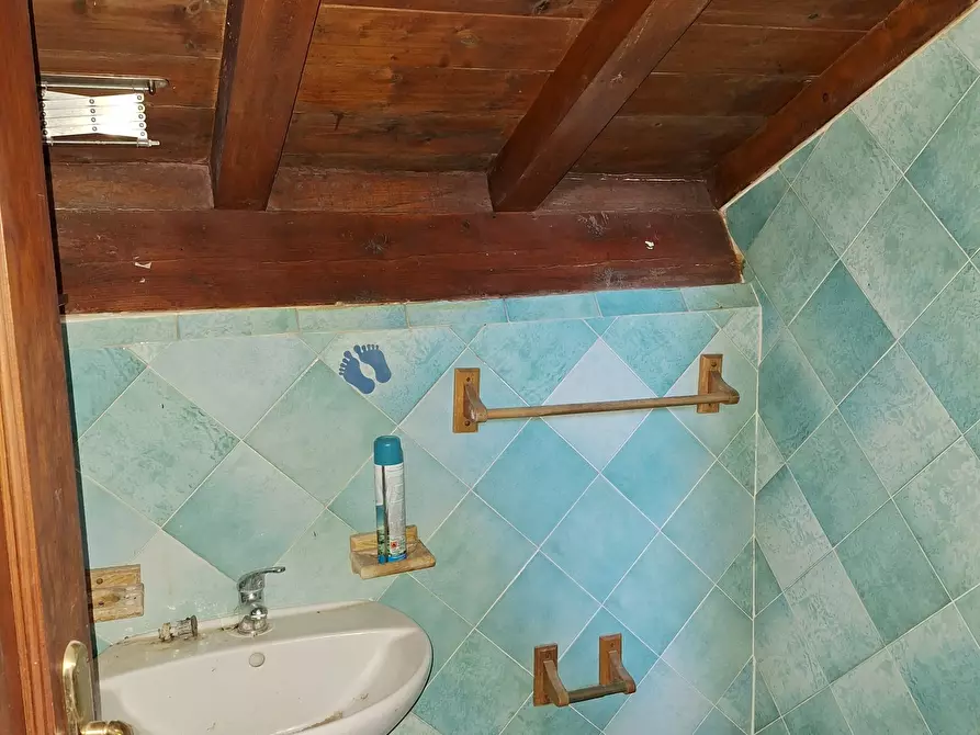 Immagine 14 di Bilocale in vendita  in Via Roma 16 a Faleria