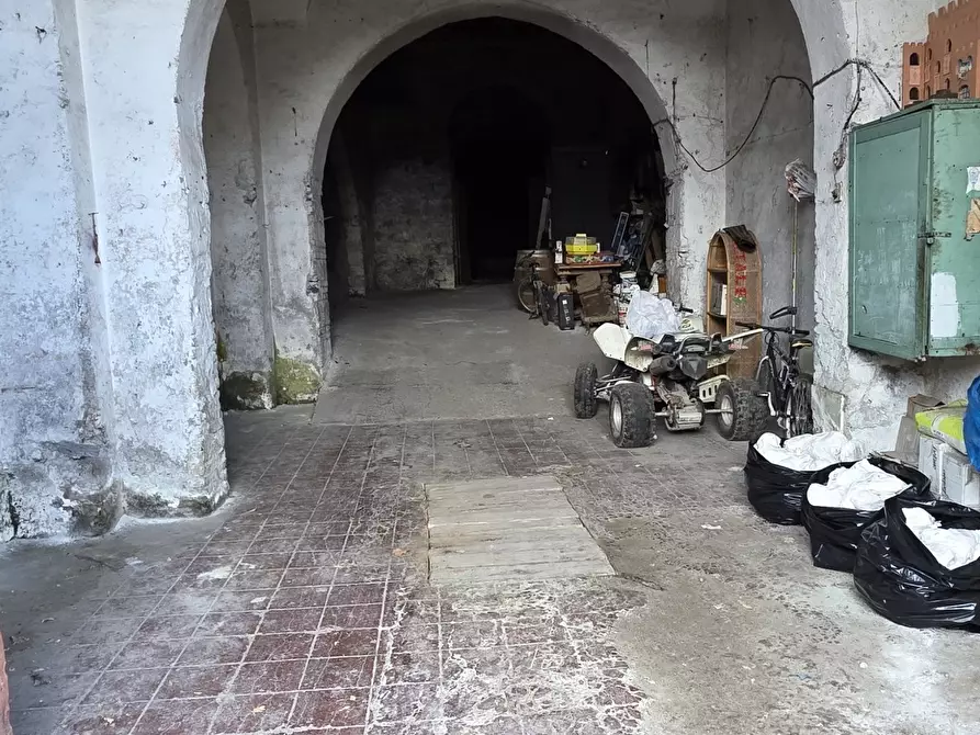 Immagine 10 di Garage in vendita  in Via Cesare Battisti 47 a Morlupo