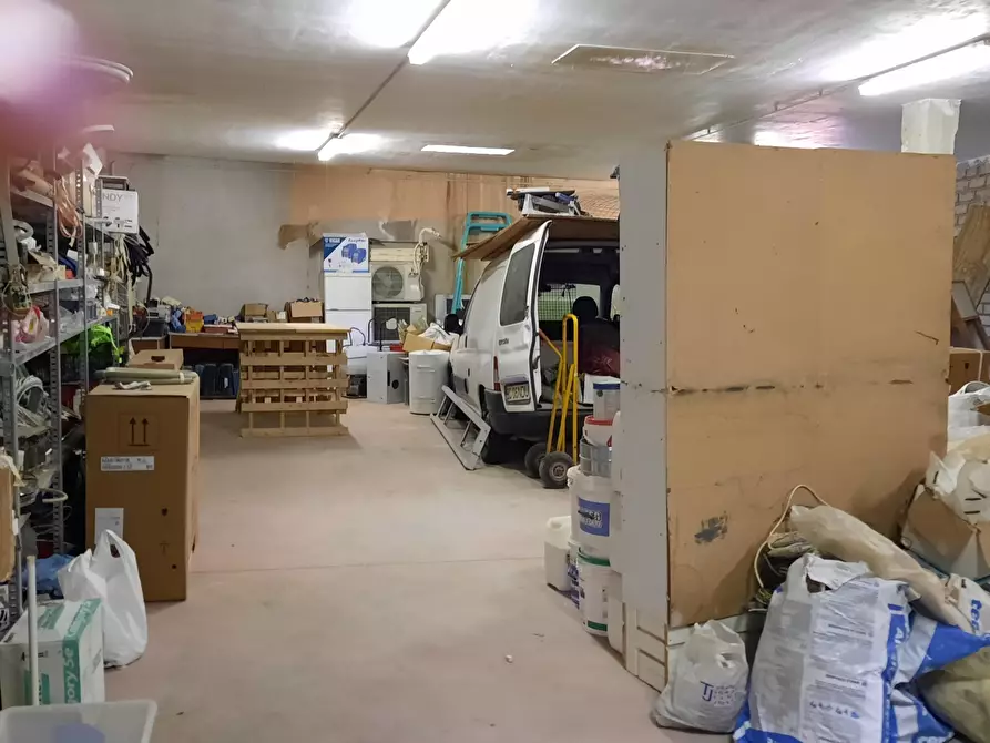 Immagine 1 di Garage in vendita  in Via Umberto Boccioni 50 a Morlupo