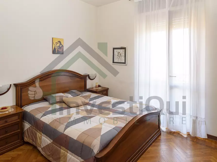 Immagine 10 di Trilocale in vendita  a Ciriè