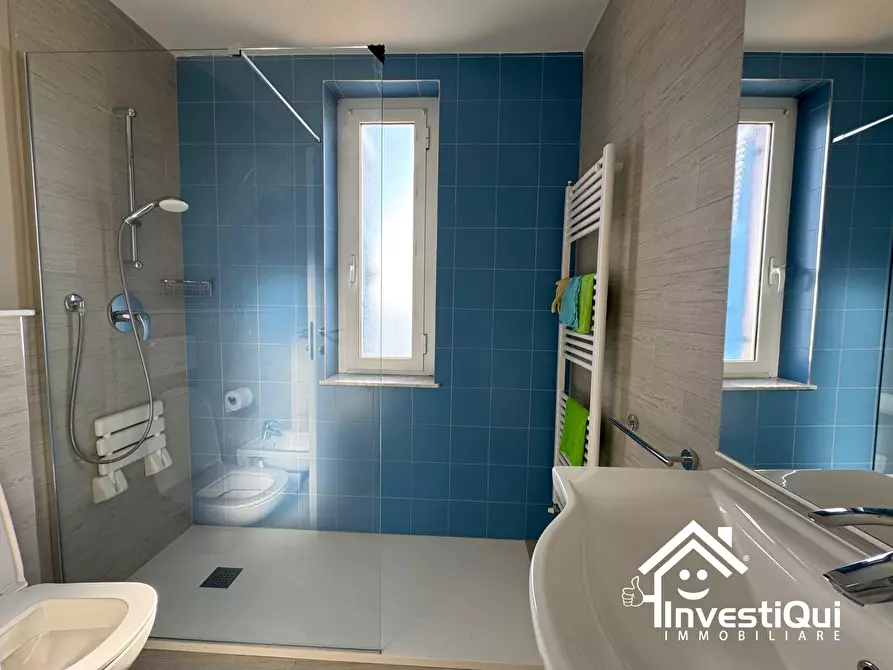 Immagine 25 di Bilocale in vendita  in Via XXV Aprile 189 a Pietra Ligure