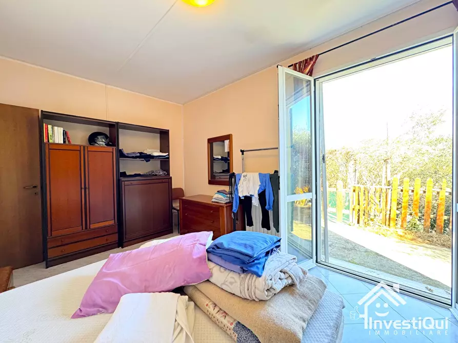 Immagine 16 di Trilocale in vendita  in Via Ranzi 176B a Pietra Ligure