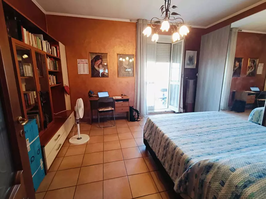 Immagine 18 di Bilocale in vendita  in Via Sempione 144 a Torino