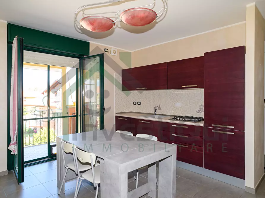 Immagine 3 di Trilocale in vendita  in Via Gerardi Bianca 4 a Ciriè