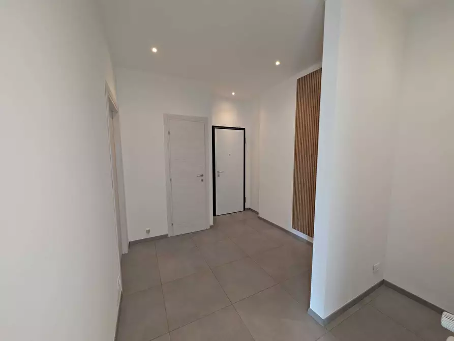 Immagine 11 di Bilocale in vendita  in Stradale Mathi 1 a Balangero